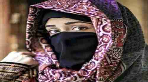حوثيون منحلون أخلاقيا يلاحقون النساء العاملات في حدائق العاصمة صنعاء