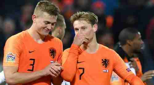 يورو 2020| أسطورة هولندا يهاجم دي ليخت: "راسب مع يوفنتوس"
