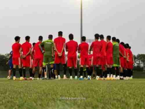 مدرب اليمن يستبعد 5 لاعبين تحضيرا للتصفيات الآسيوية
