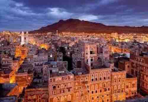 محكمة حوثية تستدعي وزير حضرمي سابق بحكومة صنعاء