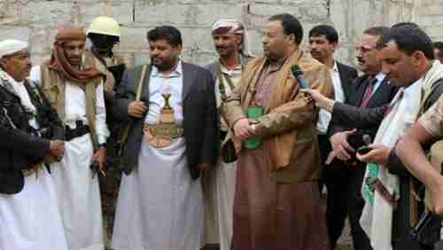 الحكومة تكشف للجميع ما دخل خزينة الحوثي وعدد الخارجين من مطار صنعاء وردة فعل الجماعة