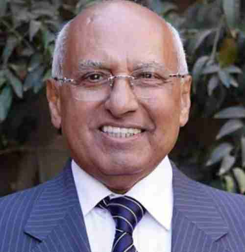 سفير اليمن في العالم.. وفاة رجل أعمال يمني بارز في بريطانيا