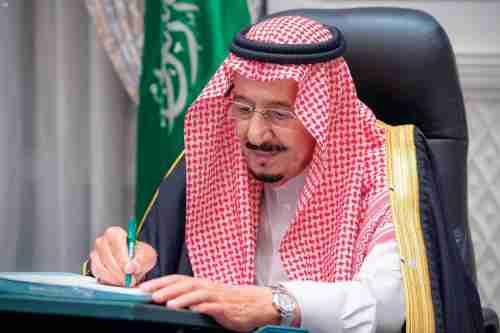 رسمياً .. الملك سلمان يفاجئ السعوديات بقرار تاريخي لأول مرة في تاريخ المملكة (قرار نوعي)
