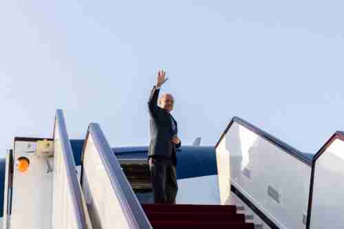 الرئيس اليمني يغادر قطر 