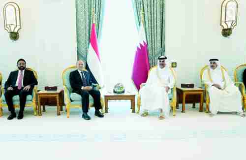 رئيس وزراء قطر يقطع على نفسه هذا الوعد أمام العليمي ومرافقيه