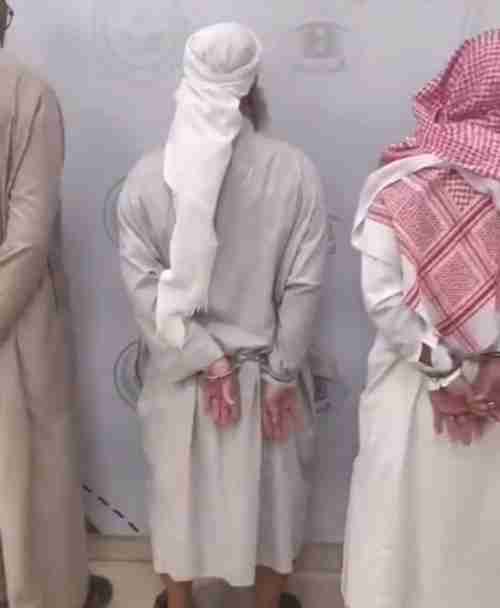 تفاصيل قيام السلطات السعودية باعتقال رجل دين يمني شهير وبحوزته هذا الامر