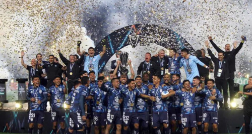 بالصور.. باتشوكا يحصد لقب دوري أبطال الكونكاكاف