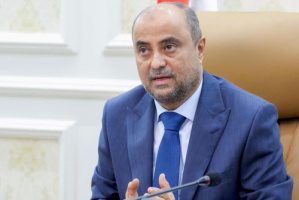 رئيس الوزراء يدعو شركاء اليمن إلى دعم خطة الحكومة وأولوياتها