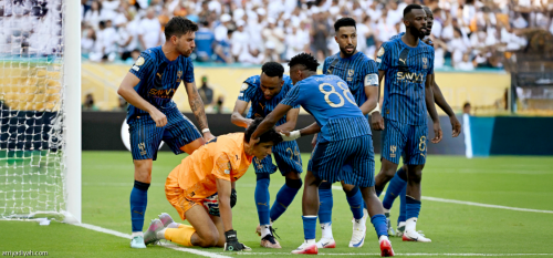 بونو.. الأعلى تقييما بعد تعادل الهلال والريال