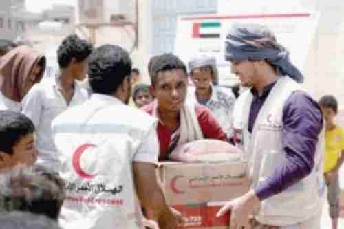 الامارات.. جهود خيّرة في المحافظات اليمنية المحرّرة  