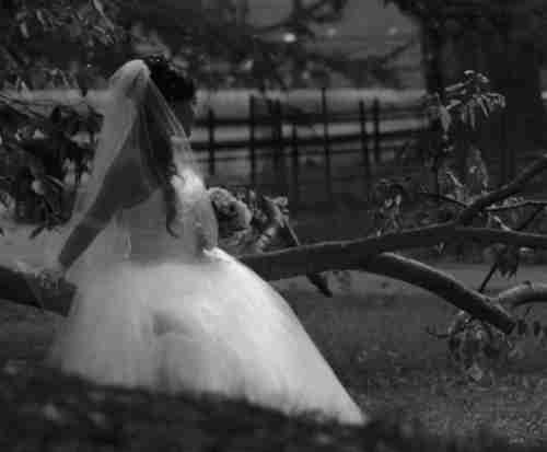 انتحار عروس أردنية قبل ساعات من زفافها