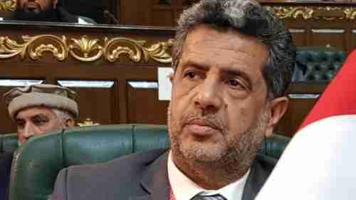 عضو بارز في البرلمان اليمني يقدم اعتذاره للشعب ويكشف عن تطورات جديدة