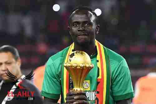 ماني يتوج بجائزة أفضل لاعب في أفريقيا