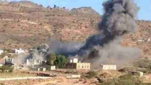 تجدد القصف الحوثي لقرية خبزة.. وارتفاع عدد القتلى إلى 13