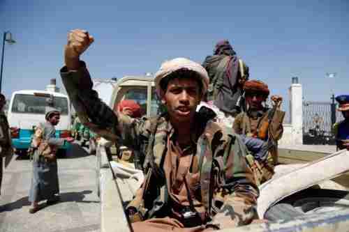 بعد انتقاد خرافة الولاية .. ”الحوثيون” يطلقون سراح ناشط إعلامي ويبقوا على 3 آخرين