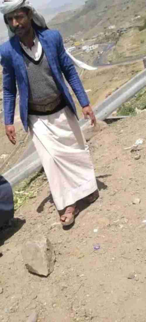 نجاة عامل بناء يمني بأعجوبة بعد سقوطه من الطابق الخامس بصنعاء وتحطم الخزان (صور)