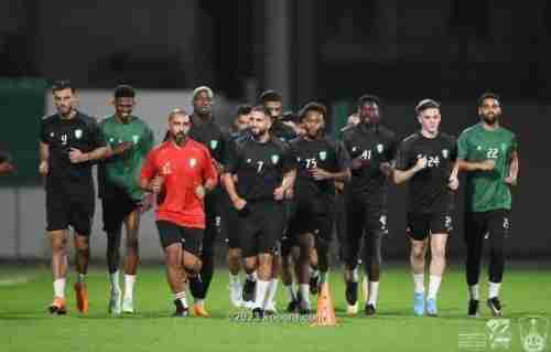 استقبال جنوني لفيرمينو مع انطلاق تدريبات الأهلي