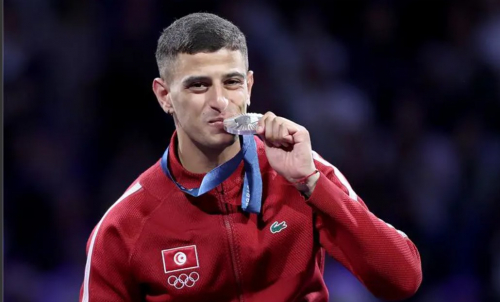 وزير الرياضة التونسي: فضية فارس الفرجاني ذهبية بالنسبة لنا