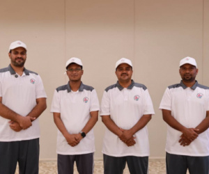 مشاركة خمسة مدربين يمنيين في دورة مدربي السباحة بسلطنة عمان 