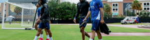 حمد الله تاسع مغربي يحمل الشعار الأزرق
