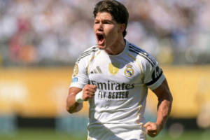 جارسيا يسجل الهدف المدريدي الـ 50