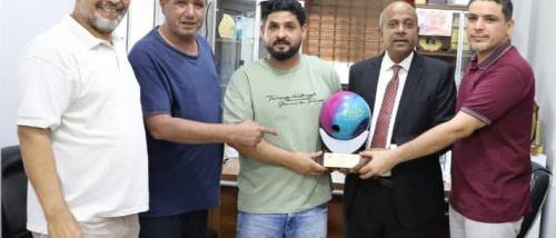 بولينج عدن يُكرم الخليفي بمناسبة فوزه برئاسة الاتحاد العربي للسباحة والألعاب المائية