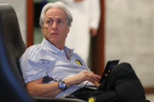 النصر يطير إلى النمسا.. والعروض أمام المبعدين