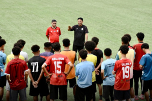 الجهاز الفني لمنتخب الناشئين يختار 25 لاعباً من تجمع عدن 