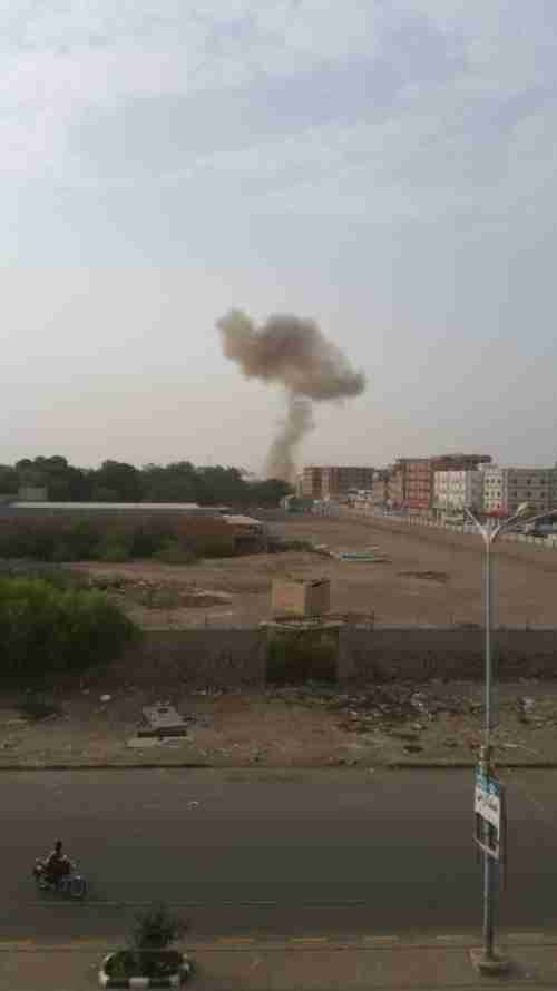 مصدر امني:  سيارة مفخخة تستهدف شرطة عدن " تفاصيل" 