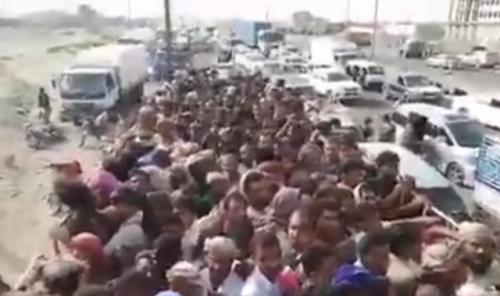   بالفيديو: استمرار حملات الترحيل لأبناء المحافظات الشمالية من عدن بعد ساعات من توجيهات الرئيس هادي