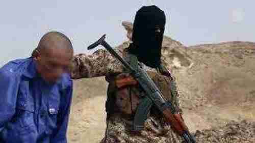 إعدام طبيب جديد بعد مصلوب البيضاء بطريقة أشد جرما.. قطع لسانه ويداه قبل نحر عنقه (صور)  