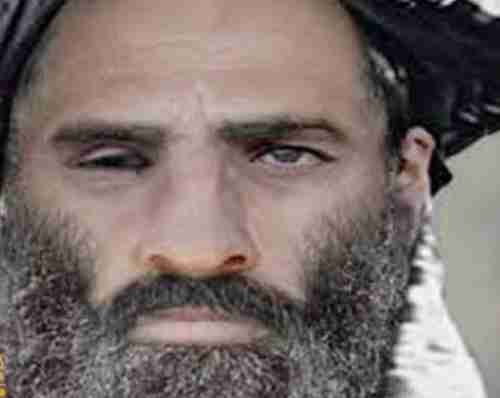 من هو الملا محمد عمر مؤسس حركة “طالبان” .. وما سر فقدانه لإحدى عينيه؟