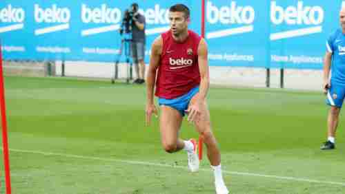أطباء برشلونة ينصحون بيكيه بعدم اللعب ضد أتلتيك بيلباو