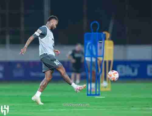 نيمار يزف أنباء سارة لأنصار الهلال قبل الكلاسيكو