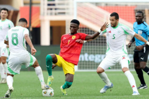 أمم إفريقيا.. الجزائر تخطف التعادل وتقصي غينيا
