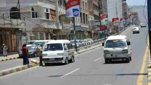 مركبات الأجرة... أوكار جرائم متنقلة في شوارع صنعاء