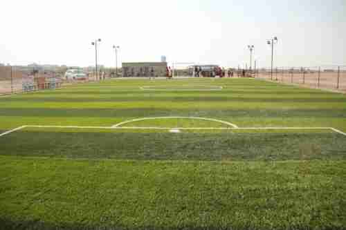 وسط فرحة شريحة الشباب والرياضيين شبوة تحتفي بأفتتاح أول ملعب معشب في العاصمة عتق 