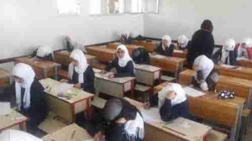 قيادي حوثي يحث طالبات مدرسة ثانوية بصنعاء على ”جهاد النكاح”