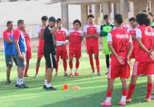 السنيني: قرعة اليمن في بطولة غرب آسيا صعبة