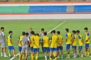 منتخب الناشئين يغادر لودر إلى قطر .. اسماء اللاعبين 