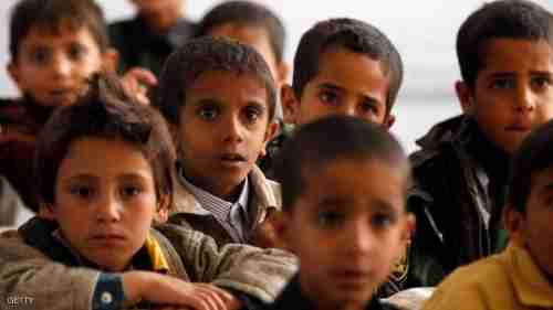 غضب يمني بعد إقدام قطر على تمويل الكتب المدرسية الطائفية