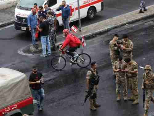 "عميد الدراجين" يجوب لبنان من أجل "الثورة"