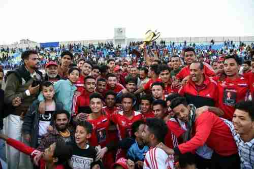 الأهلي يسقط الوحدة بثلاثية ويتوج بكأس الملتقى بصنعاء