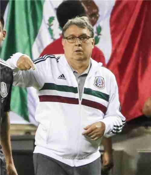 مدرب المكسيك: مواجهة الجزائر ستكون صعبة
