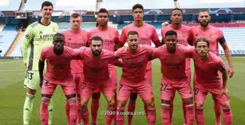 سر قميص ريال مدريد أمام قادش