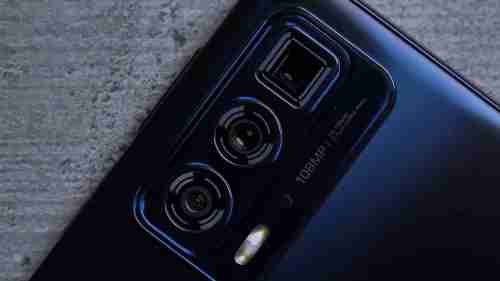موتورولا تطرح هاتف Edge 20 Pro الذي زودته بكاميرات ذات قدرات تصوير فائقة