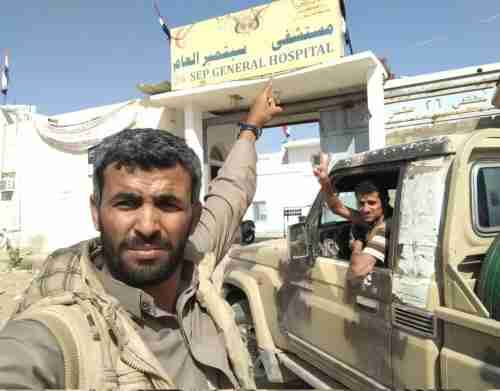 شاهد بالصور .. سقوط مركز مديرية جديدة في مأرب والحوثيون يقتحمون منزل قائد بارز بالجيش ومستشفى كبير