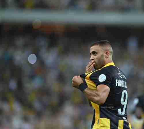 قبل كلاسيكو السعودية.. تفوق كاسح لحمدالله على أبو بكر