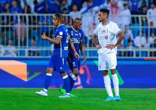 التعادل يحسم ديربي الهلال والشباب في الدوري السعودي
