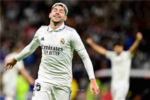 بالصور.. ريال مدريد يضرب إشبيلية ويبتعد بصدارة الليجا
